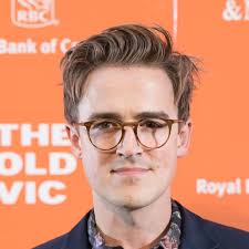 Tom, 36, has big shoes to fill on strictly. Tom Fletcher Promiflash De