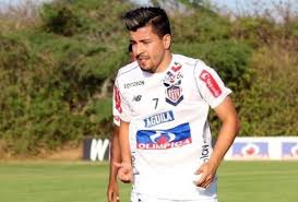 A pesar del bueno juego, hubo una acción que causó polémica e impresión por la fuerza desmedida que tuvo el defensor central andrés reyes de nacional cuando disputó un balón con sherman cárdenas de bucaramanga. Me Gusto La Forma En Que Junior Me Fue A Buscar Sherman Cardenas