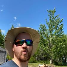 Corey Bates (@coreybatez)