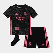 This time the news arrives about the third shirt, the alternative, that madrid will wear in the 2020/2021 season. Real Madrid 2020 21 Third Football Kits Shirts