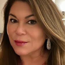 Yesterday the girls had the day off. I surprised them for a family  pedicure. I didn't know all the lingo but I do now have pink