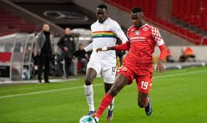 Вамангитука силас (wamangituka silas) футбол нападающий др конго 06.10.1999. Vfb Silas Weckt Interesse In Der Premier League