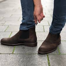 De zool is gemaakt van rubber en heeft een stevig. Bruin Gevet Suede Floris Van Bommel 10902 05 Chelseaboot Suede Bruin