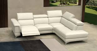Découvrez ce canapé relax électrique ou manuel en cuir italien et au design moderne qui permet un moment de détente unique dans la position de votre choix ! Jupiter Angle Cuir 1 8mm Avec Relaxation Electrique Ou Fixe Fabrication Italienne Sur Univers Du Cuir