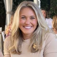 Lauren Beard's Instagram, Twitter & Facebook