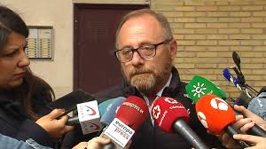 Los padres de la joven señalan que hay nuevas pruebas que apuntan a la implicación de francisco javier delgado, hermano del único condenado por esos hechos, miguel carcaño. El Padre De Marta Del Castillo Plantea Investigar Tambien La Anterior Hipoteca De La Calle Tharsis Confilegal