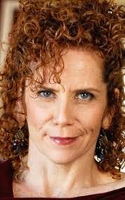 Amy Corinne's Instagram, Twitter & Facebook