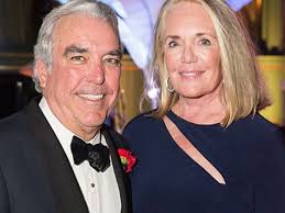 Cocoanuts holds its tradition rousing New Year's Eve bash