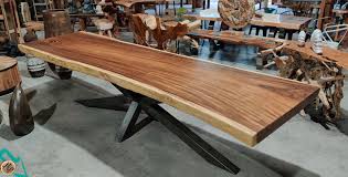 Tables de salle à manger : Plateau Bois Exotique Suar Pour Table A Manger Design Piece Unique Vernis Mat Courbe Tres Grande Longueurs De 3m20 A 3m50 Architecte Montpellier 34 Mb29 Histoire Du Parquet