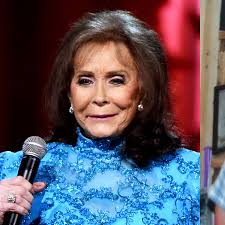 Family Reveals Country Icon, Loretta Lynn's Grandchild Has Died