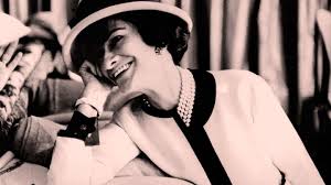 Tusenvis av nye høykvalitetsbilder legges til daglig. Stilgespur 5 Dinge Die Wir Von Coco Chanel Gelernt Haben Brigitte De