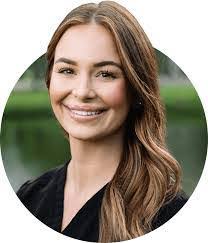 Joy Crouse's Instagram, Twitter & Facebook