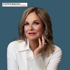 Divine Intelligence: Discover God's Wisdom for Your Work Life: Scott Hogle:  9781641467421: Amazon.com: Books