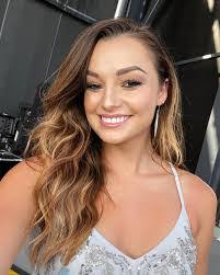 Claire Fry's Instagram, Twitter & Facebook