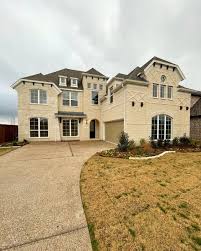 This charming new construction community is full of southern homes with the convenience and expected modern amenities along with being historic downtown mckinney is filled with brownstone buildings from the 19th century that have mostly been left unchanged, even with the many new. Ben Wegmann On Twitter New Construction Living In Mckinney Tx