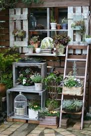Art Potted Shelves And Vintage Props Garden Ideas Jardineria Garten Garten Deko Garten Ideen
