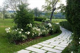 Guarda altre immagini sfogliando questa e altre gallerie fotografiche su design mag. Pavimentazione Vialetto In Giardino Impresa Ongaro Corrado