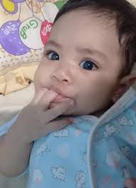 Baby Finger Catalog Photo Original