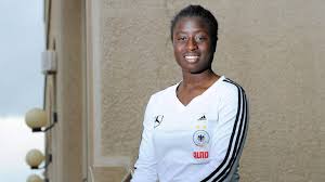 She started playing with her local youth side, wuppertaler sv. Beckmann Denkt Positiv Uefa U19 Em Frauen News Uefa Com