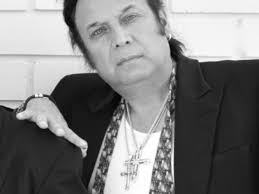 Music shop to help kids rock