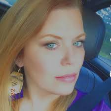 Makeup artist recommendations for January 4th?