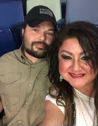 Keisha Elliott's Instagram, Twitter & Facebook