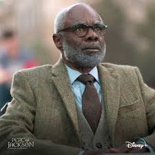 Percy Jackson Images Reveal First Looks At Major Gods, Campers & More