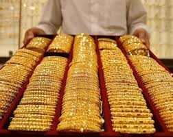 Pin By Noof Khalid On Gold Kingdom Of Bahrain Gold Souk Gold Trader Gold Price