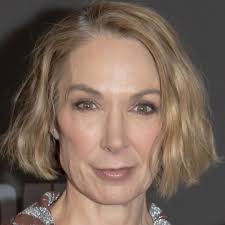 The Meyerowitz Stories (2017) Full Cast & Crew