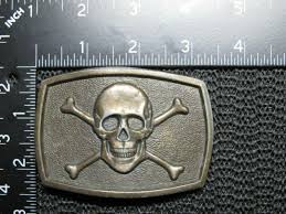 SKULL & BONES JOLLY ROGER BRASS HIPPIE BELT BUCKLE! VINTAGE! VERY RARE!  1970s!