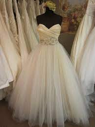 Lazaro Ivory Tulle 3108 Wedding Dress Size 12 L 19 Off Retail Lazaro Wedding Dress Wedding Dresses Blush Ball Gowns Wedding