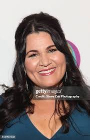 Kim Stead's Instagram, Twitter & Facebook