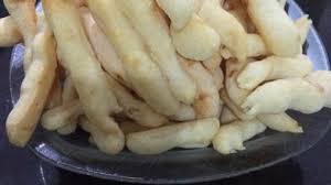 Biscoito De Polvilho Assado De Padaria Biscoito De Polvilho Assado E Crocante Receita Em 2020 Biscoito De Polvilho Assado Biscoito De Polvilho E Receitas