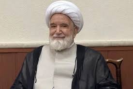 مهدی کروبی: مردم انقلاب نکردند که برده ما روحانیون و مسئولان شوند