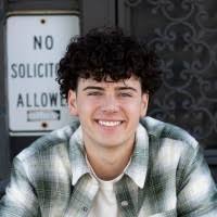 500+ "Deats" profiles