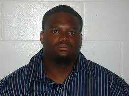 Police: Man attempts to flee from court; charged with escape