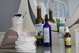 Apres Quelques Semaines D Absence Je Vous Retrouve Avec Plaisir Afin De Partager Avec Vous Ma Routine Soin Visage 100 La Beaute Naturelle La Routine Routine