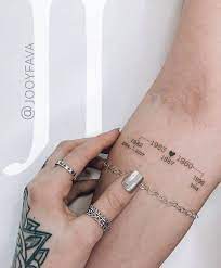 15 Pretty Small Finger Tattoo Ideas For Woman Tattoo Art Art Prettysmallfingertattooideasforwoma Inside Finger Tattoos Finger Tattoos Tiny Finger Tattoos