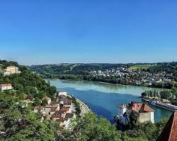 An welchen flüssen spaziert, radelt oder paddelt ihr am liebsten? Museum Mehr Ø¹Ù„Ù‰ ØªÙˆÙŠØªØ± Iller Lech Isar Inn Fliessen Rechts Zur Donau Hin Und In Passau Kommt Von Links Auch Noch Die Ilz Dazu Dreiflussestadt Passau Passauliebe Passaufotospot 3flusse 3flussestadt