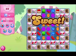 To get hold of it you'll only have to press the download button and install the appx file that will bring the native version of candy crush for windows to your computer screen. Day 2 15 Days Of Christmas Countdown Level 1402 Candy Crush Saga Youtube