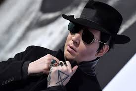 is marilyn manson the hottest guy in