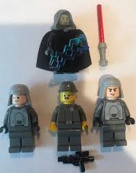 Lego Star Wars Darth Sideous Imperial Officer And Two Imperial Gunners Star Wars Minifigures Lego Star Wars Star Wars Darth