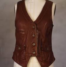 Chevignon Brown Leather Vest 150 Chic Leather Vest With 4 Button 2 Front Pockets Button Leather Detail In Back Exterior Canta Modelleri Deri Yelek