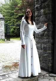 Celtic Wedding Dresses Present A Testament To Passion And Individuality Irish Marriage Tradition Is We Celtic Wedding Dress Irish Wedding Dresses Celtic Dress