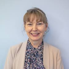 Help with photo editing red lighting issue?