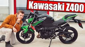 A fiercely authentic supernaked, the kawasaki z400 abs exudes fresh street style and is immediately recognizable in a crowd with its compact chassis and aggressive styling. Kawasaki Z400 Erste Fahrt Youtube