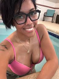 Newbie here 👋🏽….46 Charlotte NC. Thank you for the add 🫶🏽