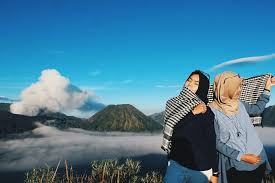Kamu bisa memulainya dengan membuat sketsanya lebih dahulu. Wisata Gunung Bromo Adalah Bukti Matahari Terbit Itu Cantiknya Luar Biasa