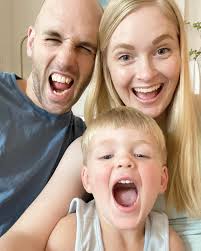 Saturday morning never looked so good! Stop by for our sweet potato  cinnamon roll with cream cheese frosting, a morning bun or an apple pop  tart! We're here until 3:00 pm today!