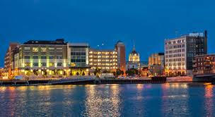 See 47,727 we have reviews of the best places to see in green bay. Green Bay Midwestern Fare Football History Visit The Usa